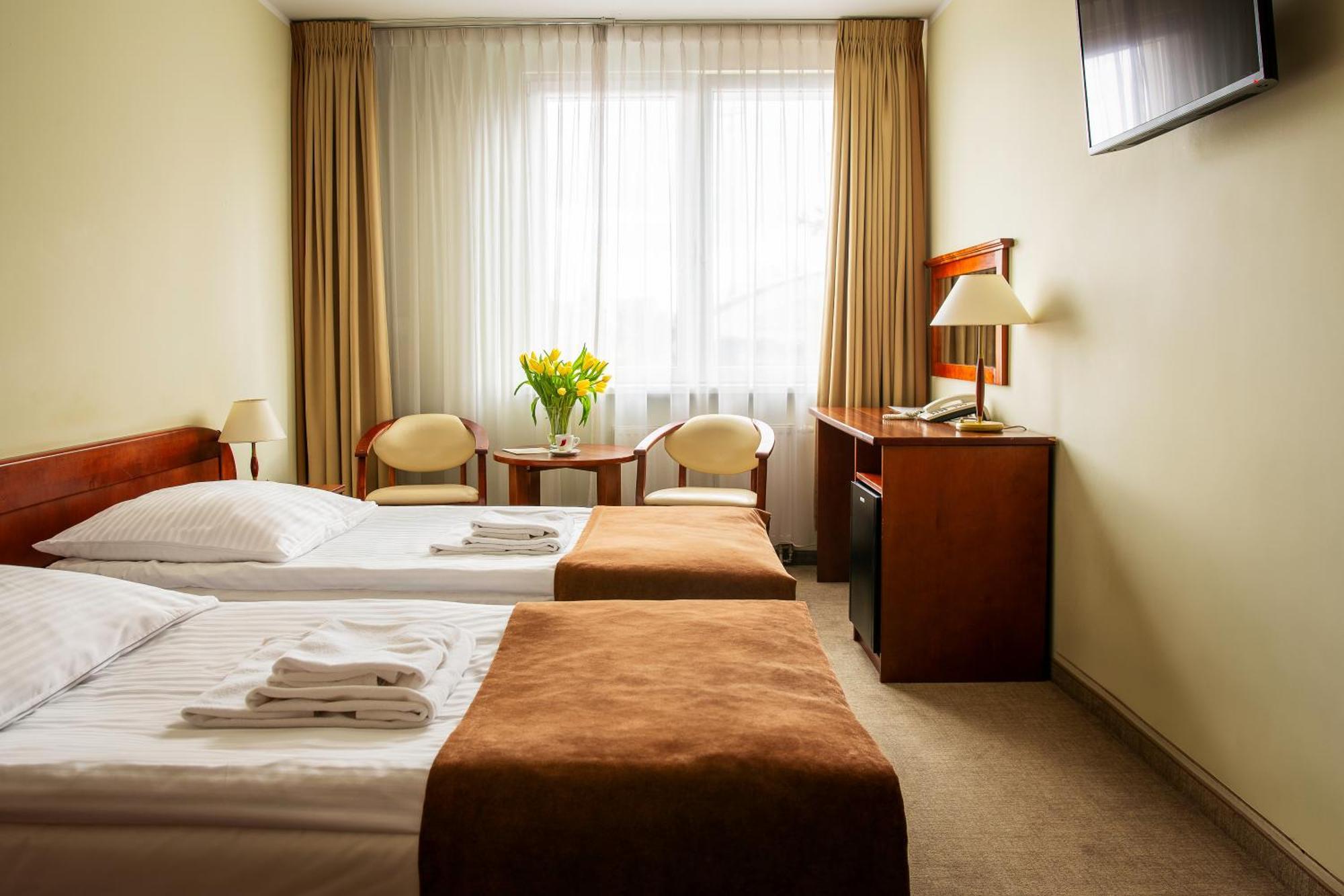 Hotel Zawisza Бидгошч Екстериор снимка