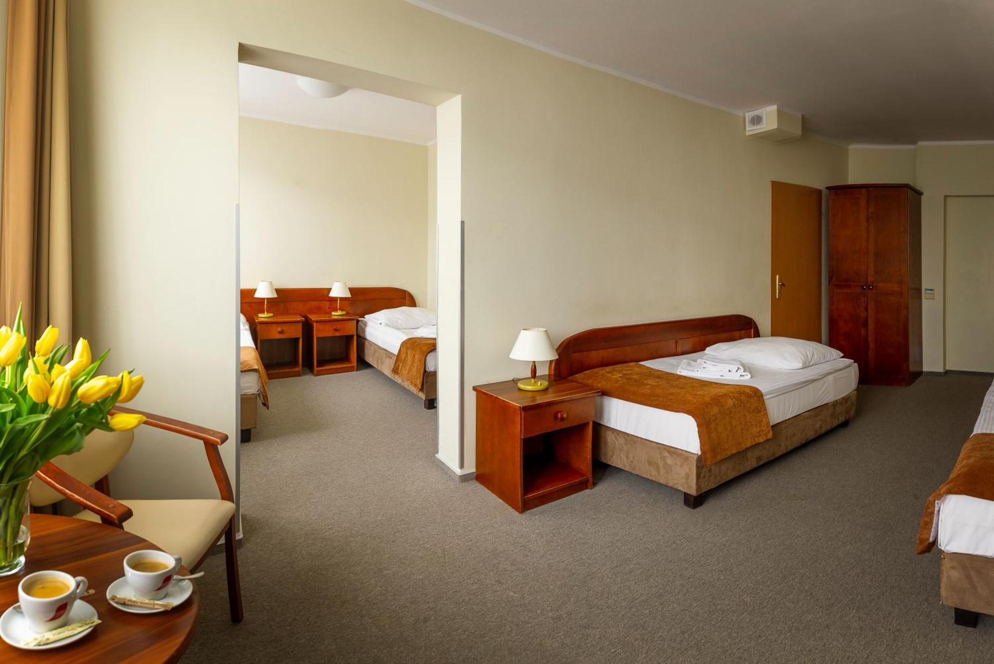 Hotel Zawisza Бидгошч Екстериор снимка