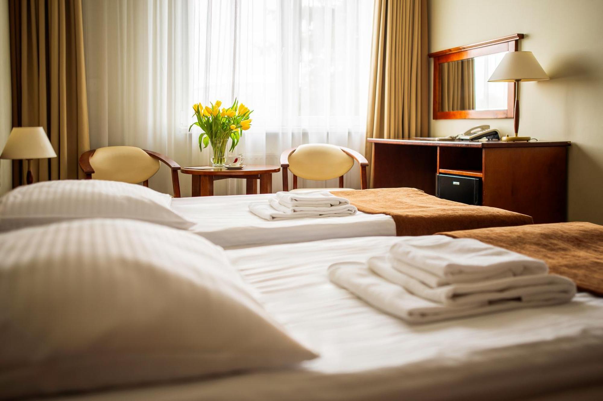 Hotel Zawisza Бидгошч Екстериор снимка