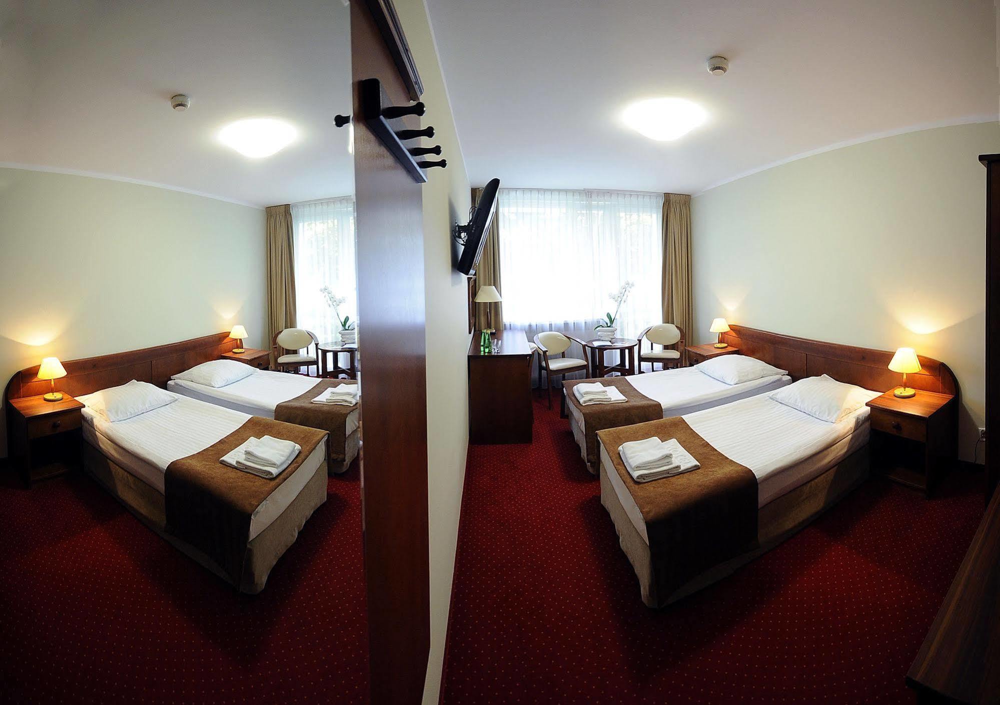 Hotel Zawisza Бидгошч Екстериор снимка