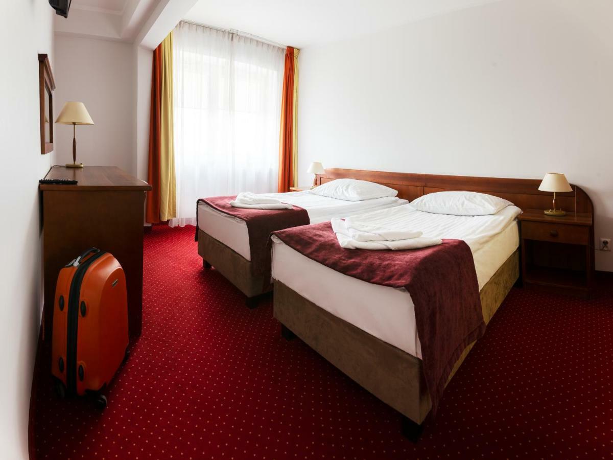 Hotel Zawisza Бидгошч Екстериор снимка